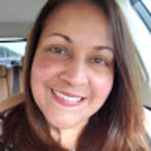 Meet your Posher, Casandra